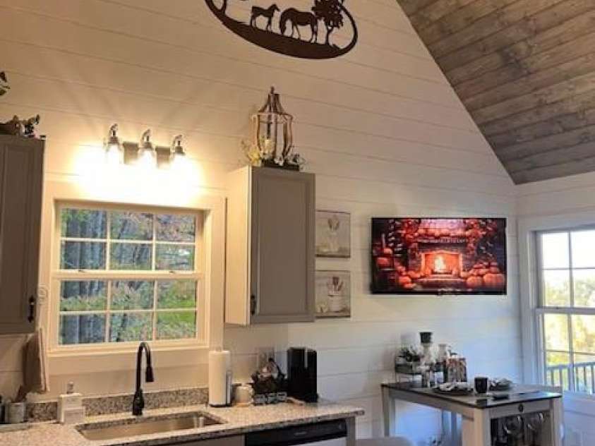 0 Sugarloaf Mountain Road, Hendersonville, NC 28792.  MLS# CAR4212969, YatesRealty ID 3470. 