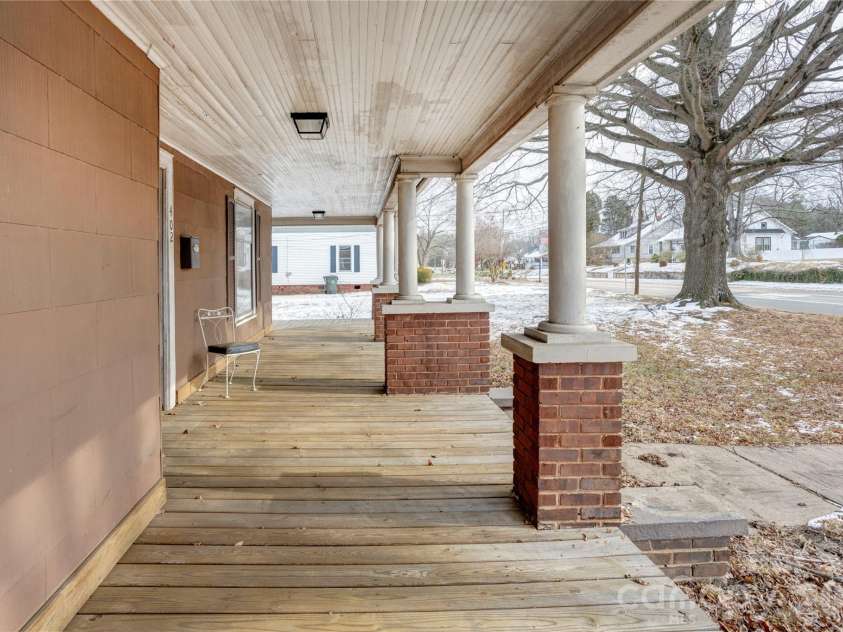 402 Salisbury Avenue, Spencer, NC 28159.  MLS# CAR4342111, YatesRealty ID 3470. 