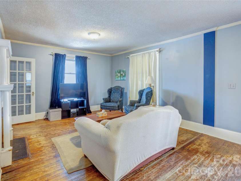 402 Salisbury Avenue, Spencer, NC 28159.  MLS# CAR4342111, YatesRealty ID 3470. 