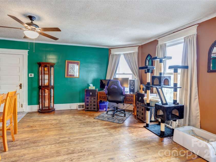 402 Salisbury Avenue, Spencer, NC 28159.  MLS# CAR4342111, YatesRealty ID 3470. 