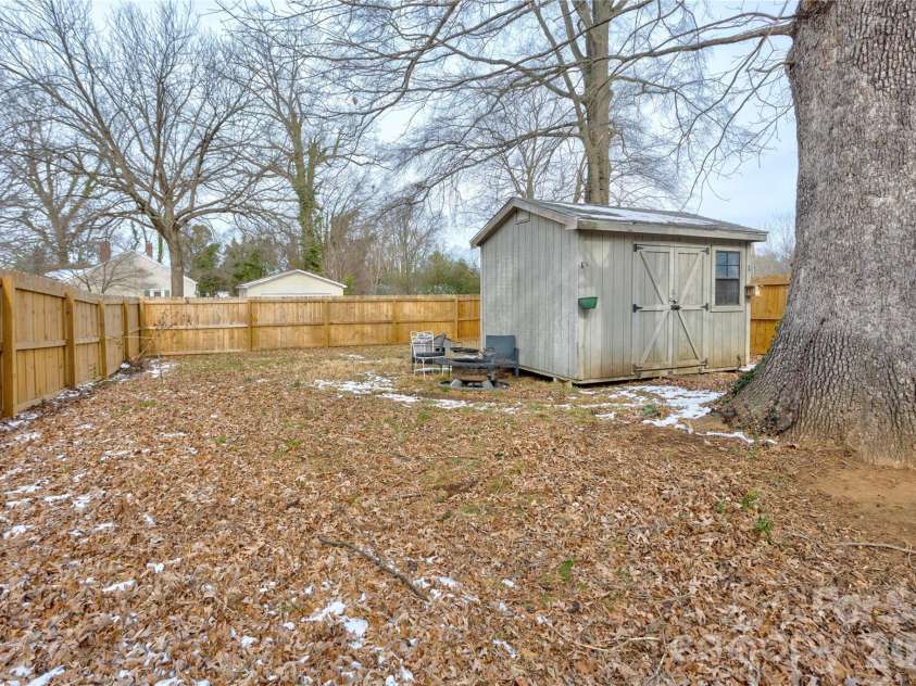 402 Salisbury Avenue, Spencer, NC 28159.  MLS# CAR4342111, YatesRealty ID 3470. 