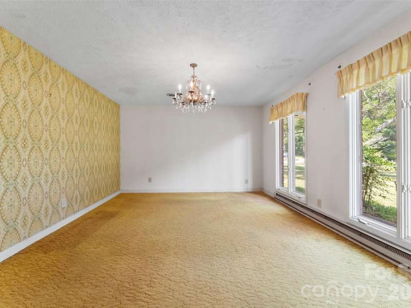 500 Pete Brittain Road, Morganton, NC 28655.  MLS# CAR4399853, YatesRealty ID 34701. 