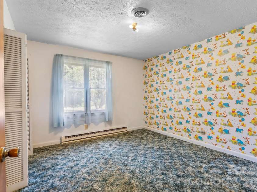 500 Pete Brittain Road, Morganton, NC 28655.  MLS# CAR4399853, YatesRealty ID 34701. 