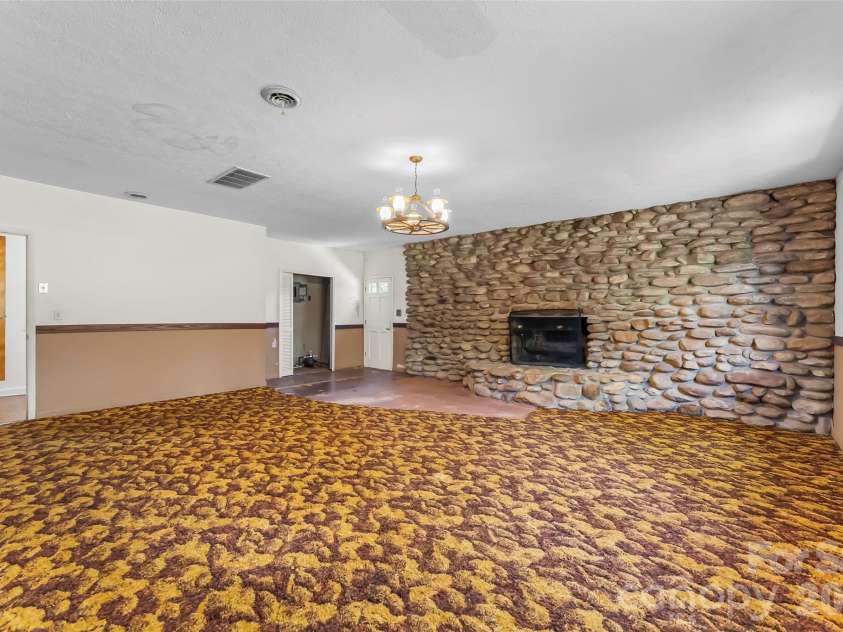 500 Pete Brittain Road, Morganton, NC 28655.  MLS# CAR4399853, YatesRealty ID 34701. 