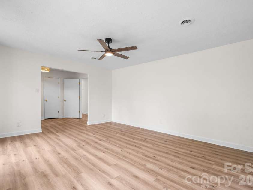 500 Pete Brittain Road, Morganton, NC 28655.  MLS# CAR4436702, YatesRealty ID 34701. 