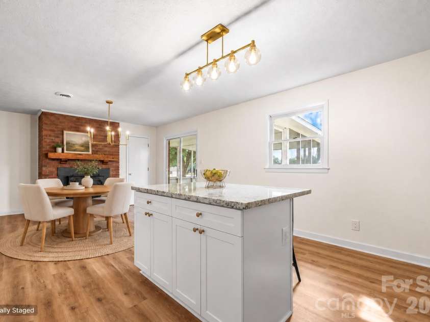 500 Pete Brittain Road, Morganton, NC 28655.  MLS# CAR4436702, YatesRealty ID 34701. 