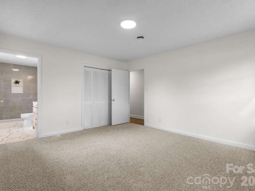 500 Pete Brittain Road, Morganton, NC 28655.  MLS# CAR4436702, YatesRealty ID 34701. 