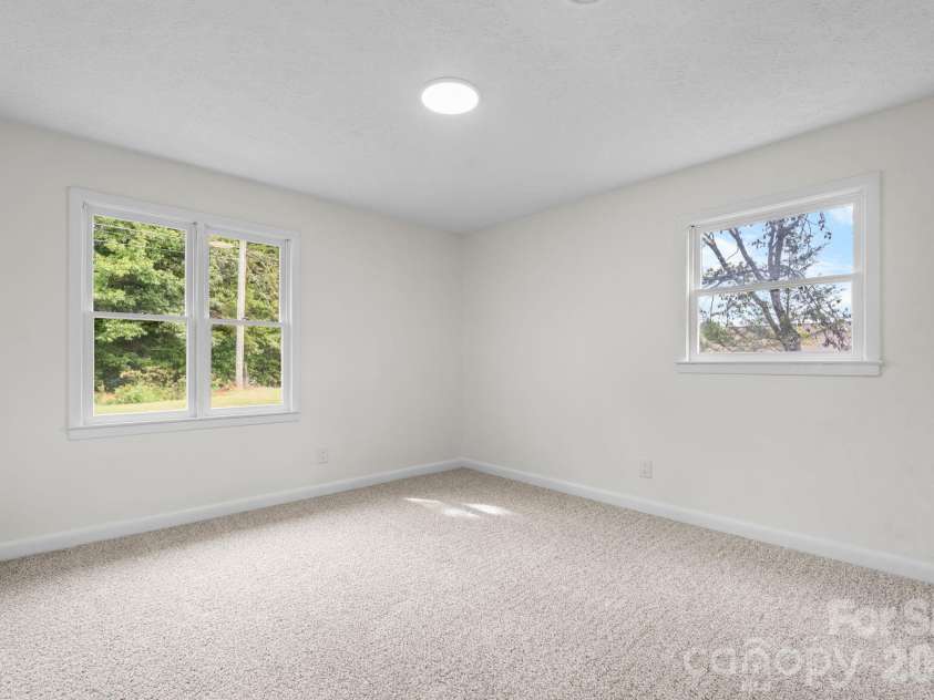 500 Pete Brittain Road, Morganton, NC 28655.  MLS# CAR4436702, YatesRealty ID 34701. 