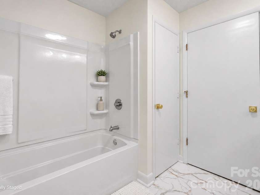 500 Pete Brittain Road, Morganton, NC 28655.  MLS# CAR4436702, YatesRealty ID 34701. 