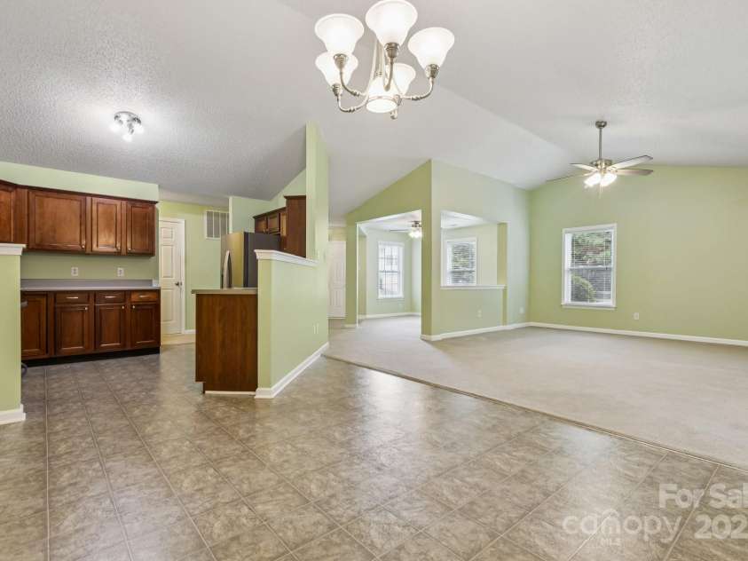 1909 Leesburg Drive, Clover, SC 29710.  MLS# CAR4279324, YatesRealty ID 34702. 