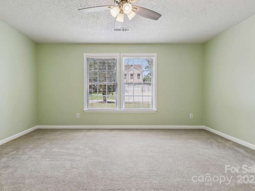 1909 Leesburg Drive, Clover, SC 29710.  MLS# CAR4279324, YatesRealty ID 34702. 