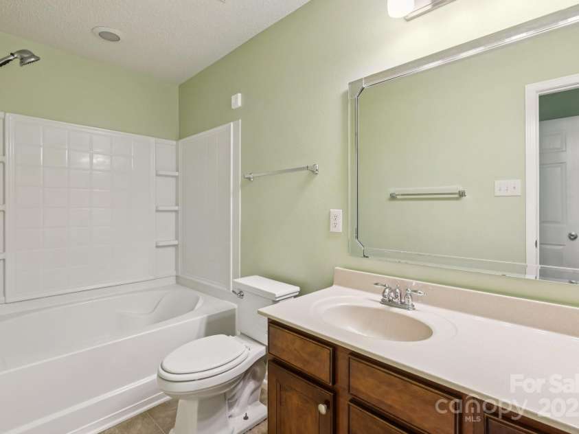 1909 Leesburg Drive, Clover, SC 29710.  MLS# CAR4279324, YatesRealty ID 34702. 