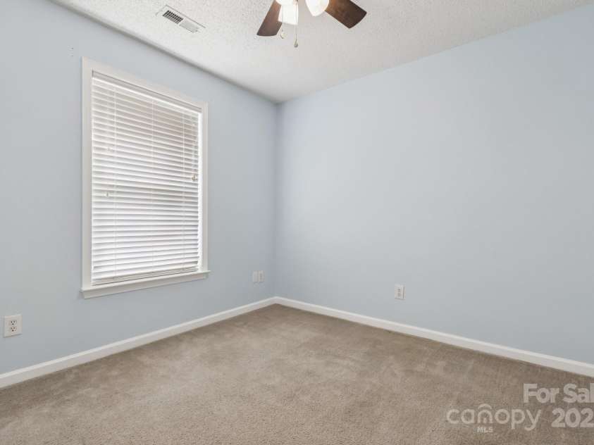 1909 Leesburg Drive, Clover, SC 29710.  MLS# CAR4279324, YatesRealty ID 34702. 