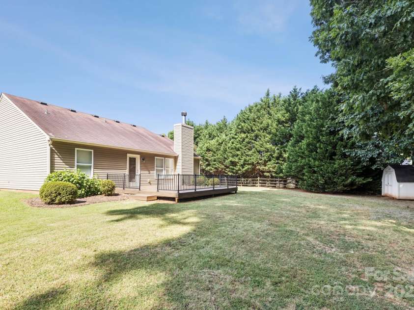 1909 Leesburg Drive, Clover, SC 29710.  MLS# CAR4279324, YatesRealty ID 34702. 