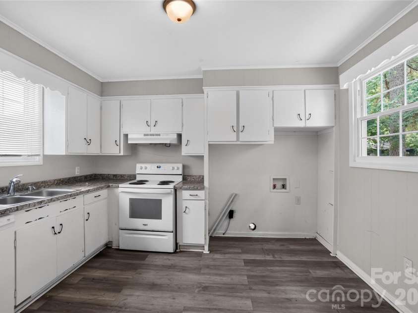 405 Ransom Street, Gastonia, NC 28052.  MLS# CAR4397780, YatesRealty ID 34703. 