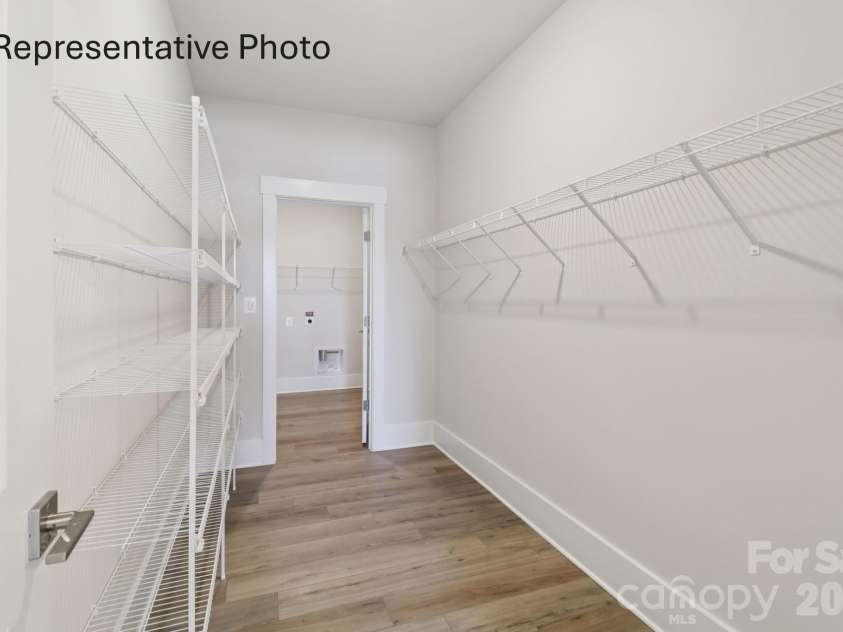 1433 Twin Leaf Road, Fort Mill, SC 29715.  MLS# CAR4400175, YatesRealty ID 34705. 