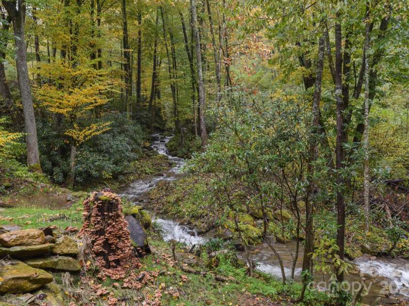 16 Gihon Waters Trail, Canton, NC 28716.  MLS# CAR4291621, YatesRealty ID 34705. LEABS CREEK