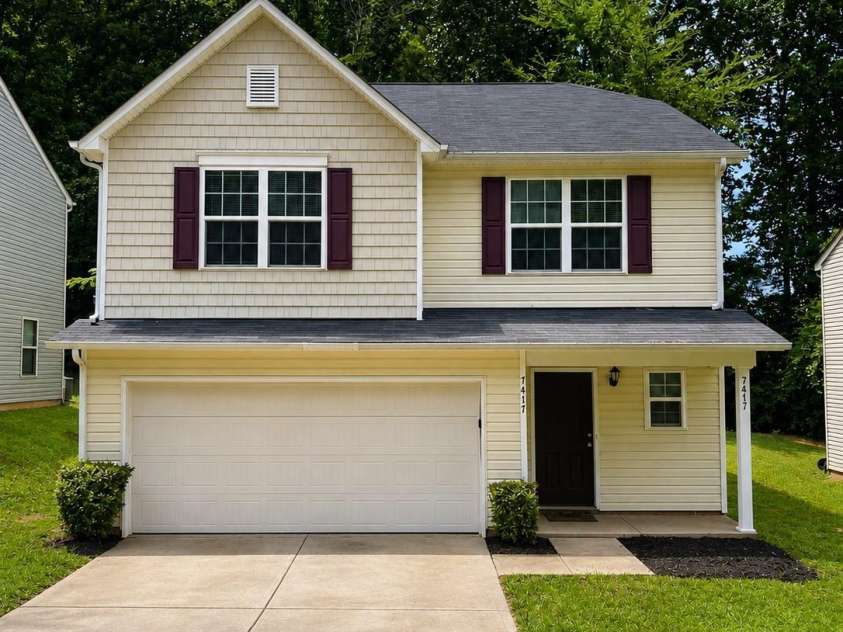 7417 O'Hara Street, Huntersville, NC 28078.  MLS# CAR4395903, YatesRealty ID 34706. Front