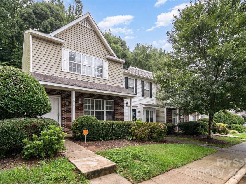 5921 Cougar Lane, Charlotte, NC 28269.  MLS# CAR4291089, YatesRealty ID 34708. Front exterior