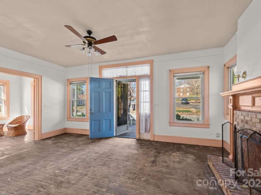 1011 Ashe Avenue, Lenoir, NC 28645.  MLS# CAR4326703, YatesRealty ID 3471. 