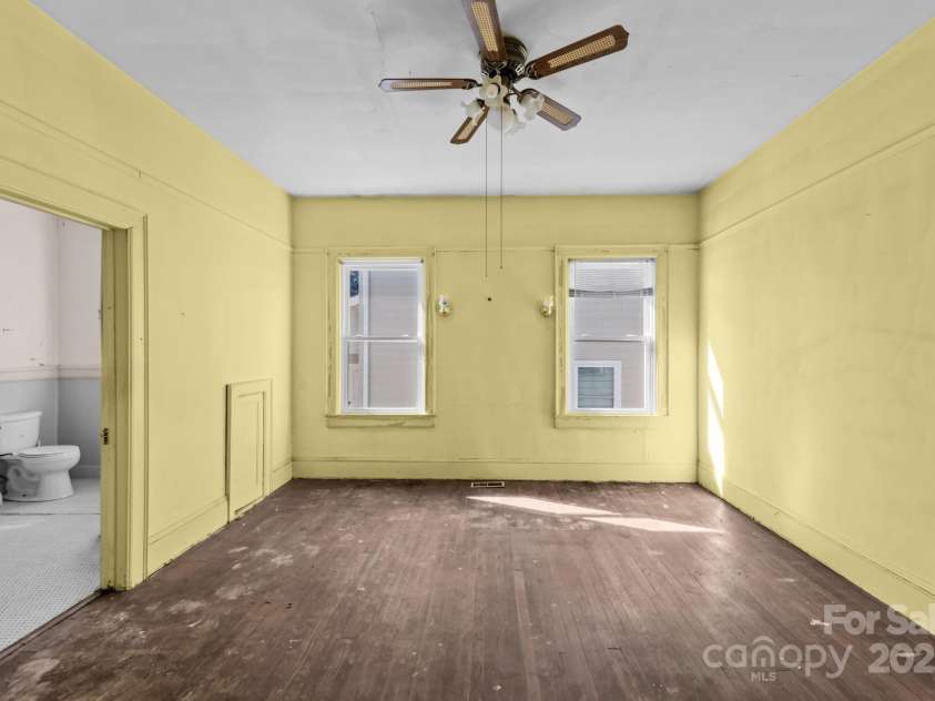 1011 Ashe Avenue, Lenoir, NC 28645.  MLS# CAR4326703, YatesRealty ID 3471. 
