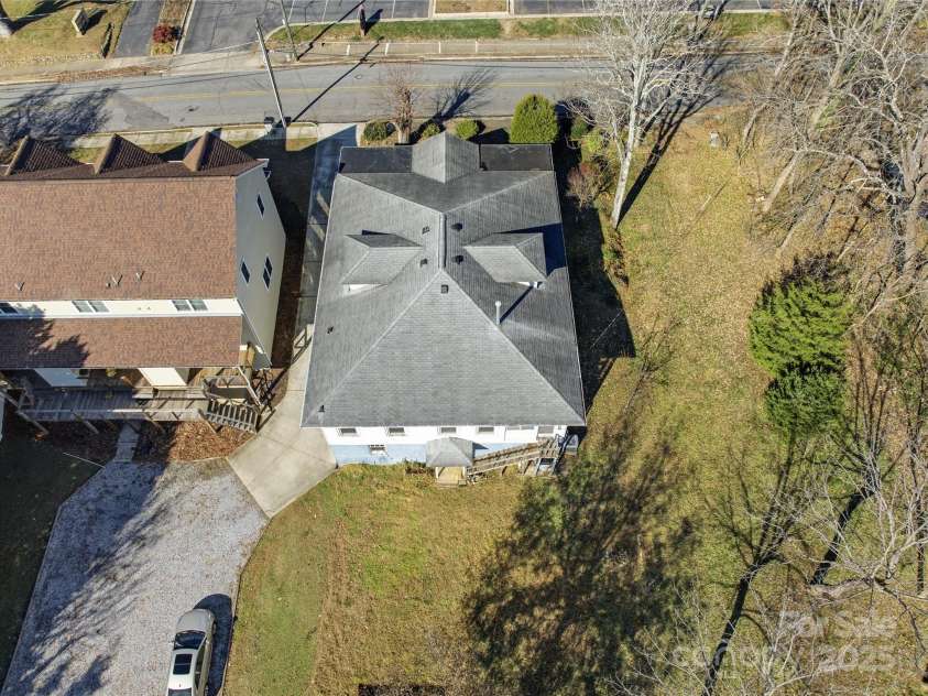 1011 Ashe Avenue, Lenoir, NC 28645.  MLS# CAR4326703, YatesRealty ID 3471. 