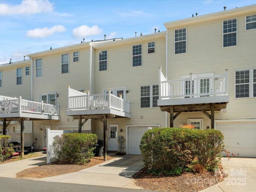 11846 Chelton Ridge Lane, Charlotte, NC 28277.  MLS# CAR4239634, YatesRealty ID 3471. 