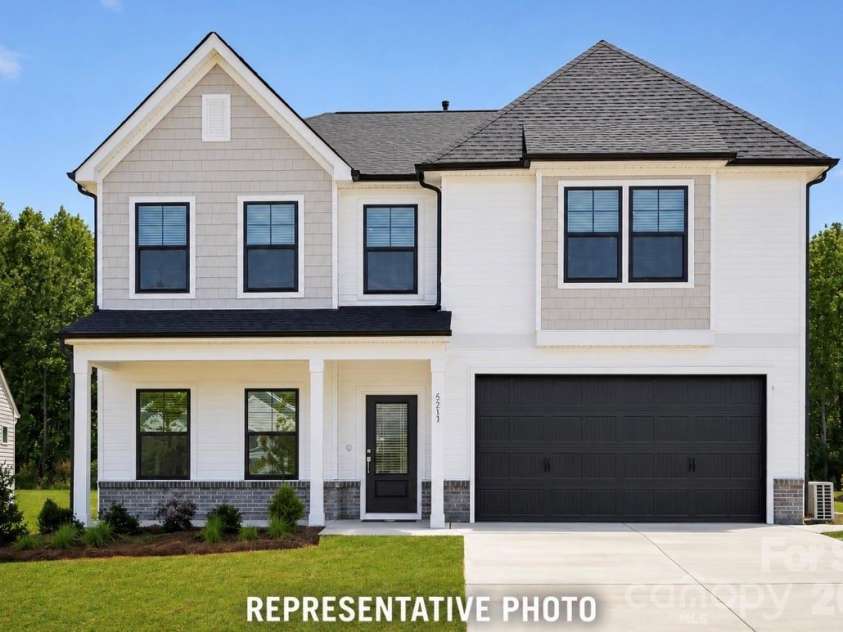 1404 Bansal Drive, Charlotte, NC 28215.  MLS# CAR4400083, YatesRealty ID 34710. 
