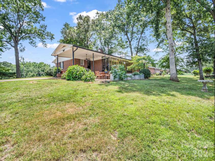 201 Lincoln Road, Forest City, NC 28043.  MLS# CAR4398972, YatesRealty ID 34711. 