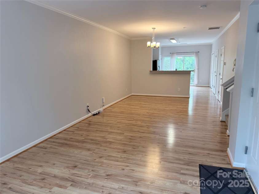 3631 Warp Street, Charlotte, NC 28205.  MLS# CAR4287538, YatesRealty ID 34712. 