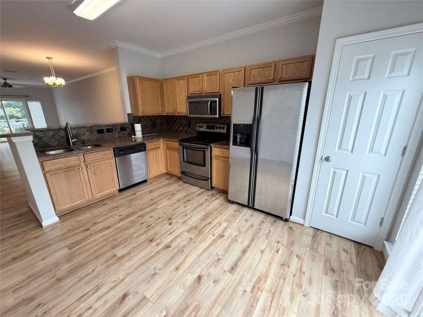 3631 Warp Street, Charlotte, NC 28205.  MLS# CAR4287538, YatesRealty ID 34712. 