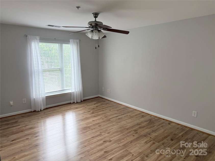 3631 Warp Street, Charlotte, NC 28205.  MLS# CAR4287538, YatesRealty ID 34712. 