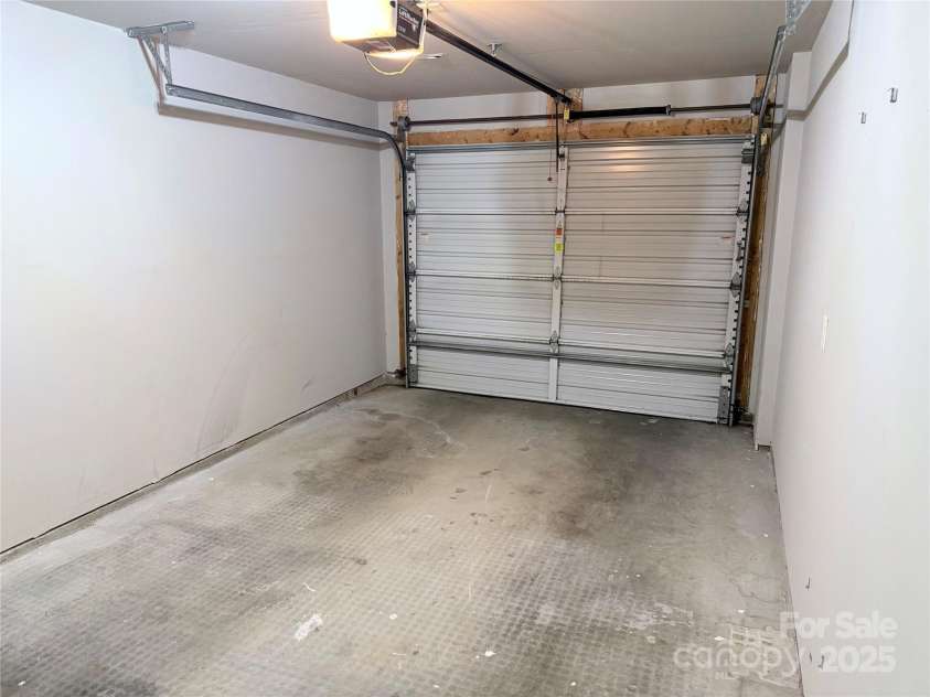 3631 Warp Street, Charlotte, NC 28205.  MLS# CAR4287538, YatesRealty ID 34712. 