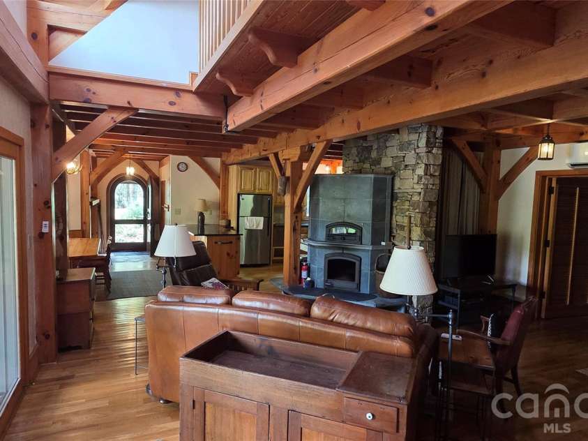 165 Winding Trail, Burnsville, NC 28714.  MLS# CAR4400173, YatesRealty ID 34713. 
