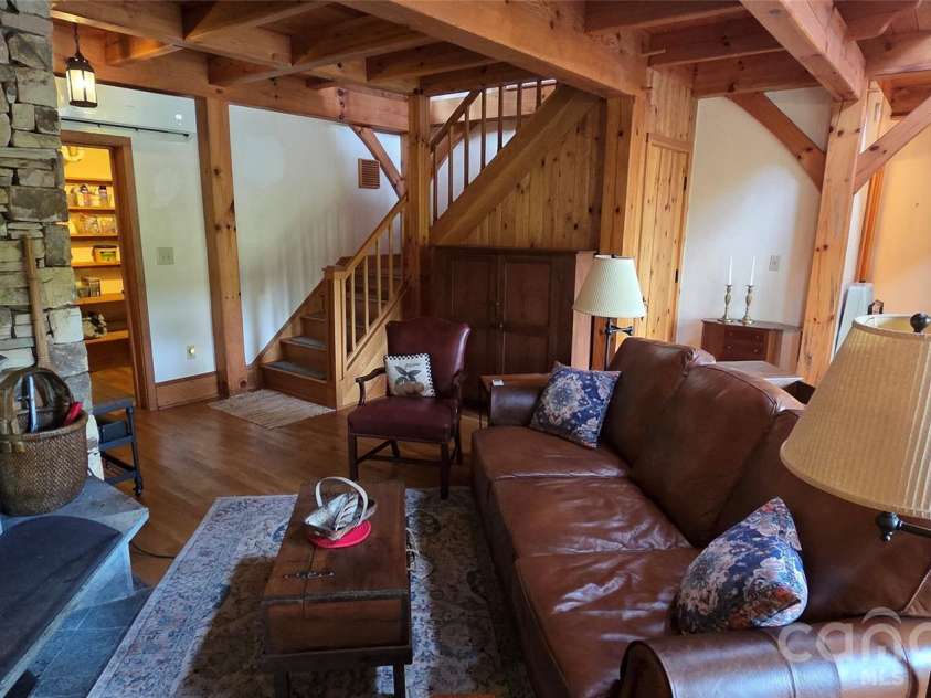 165 Winding Trail, Burnsville, NC 28714.  MLS# CAR4400173, YatesRealty ID 34713. 