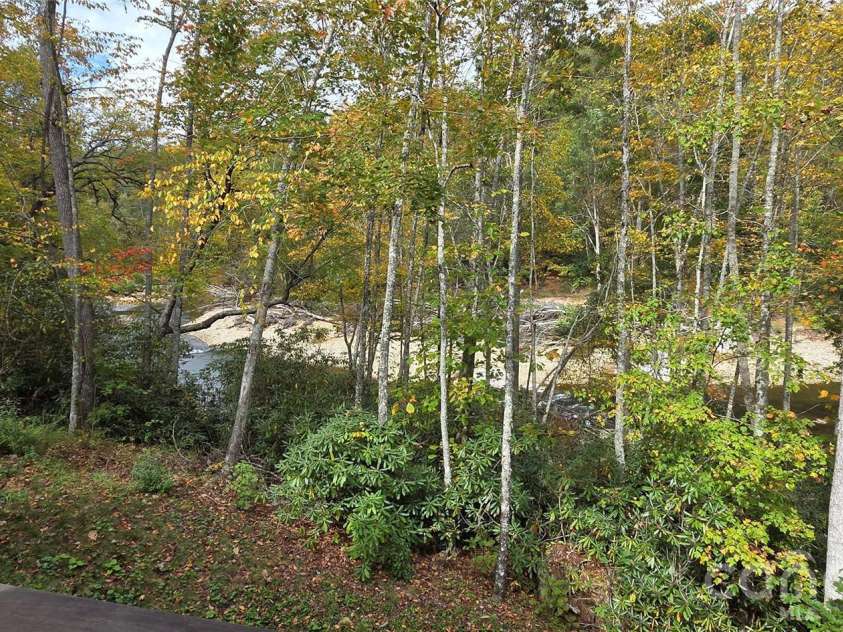 165 Winding Trail, Burnsville, NC 28714.  MLS# CAR4400173, YatesRealty ID 34713. 