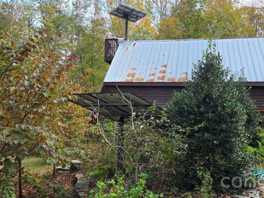 165 Winding Trail, Burnsville, NC 28714.  MLS# CAR4400173, YatesRealty ID 34713. 