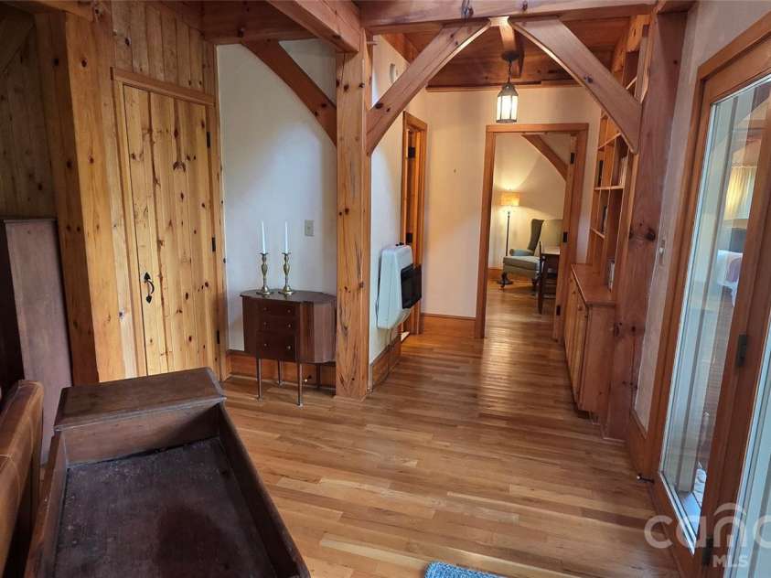165 Winding Trail, Burnsville, NC 28714.  MLS# CAR4400173, YatesRealty ID 34713. 