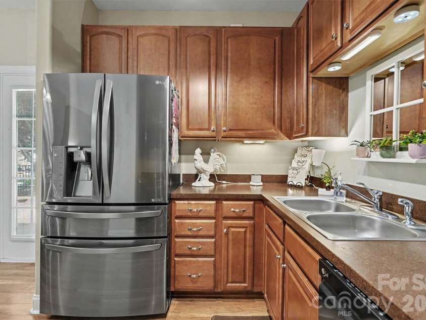 9640 Storybook Avenue, Concord, NC 28027.  MLS# CAR4396872, YatesRealty ID 34715. Kitchen