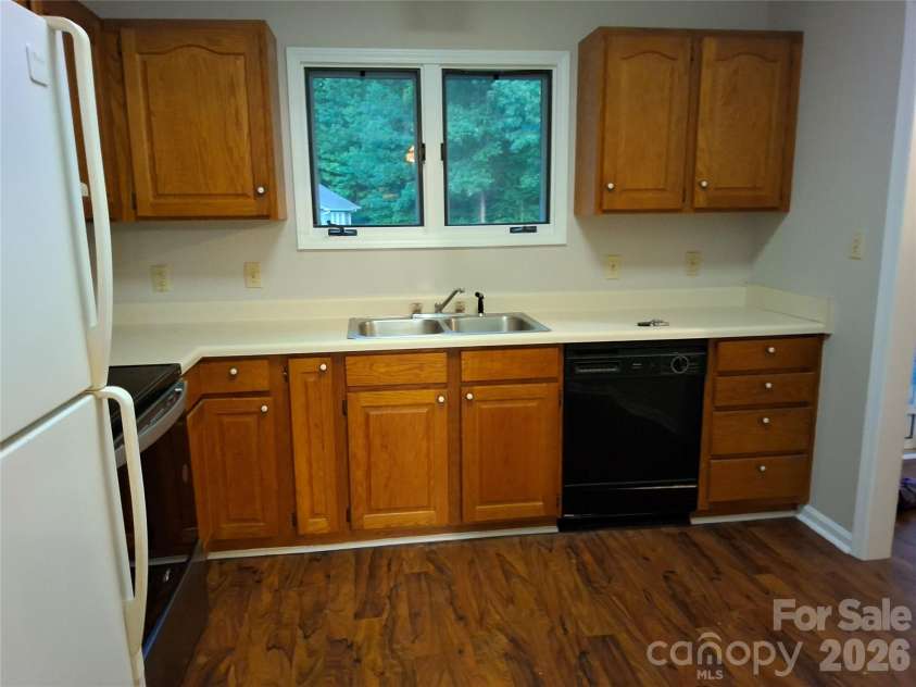 1903 Wellington Hills Circle, Salisbury, NC 28147.  MLS# CAR4385640, YatesRealty ID 34716. Kitchen - window view
