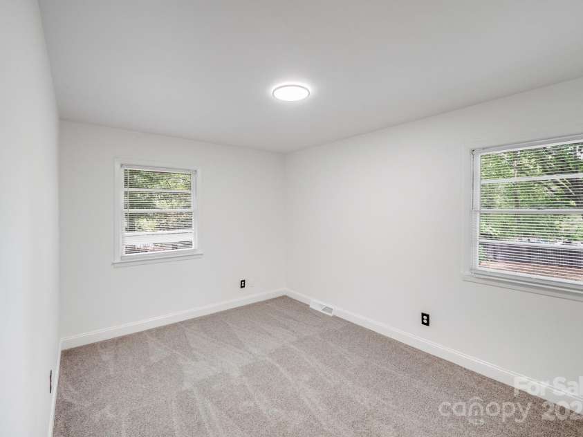 3619 Bankston Place, Charlotte, NC 28215.  MLS# CAR4249558, YatesRealty ID 34716. 