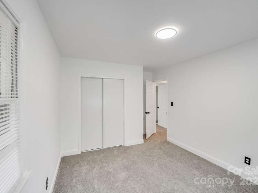 3619 Bankston Place, Charlotte, NC 28215.  MLS# CAR4249558, YatesRealty ID 34716. 