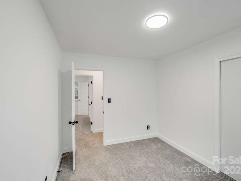 3619 Bankston Place, Charlotte, NC 28215.  MLS# CAR4249558, YatesRealty ID 34716. 