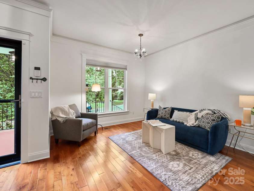 1343 Heathbrook Circle, Asheville, NC 28803.  MLS# CAR4293968, YatesRealty ID 34717. Sitting area