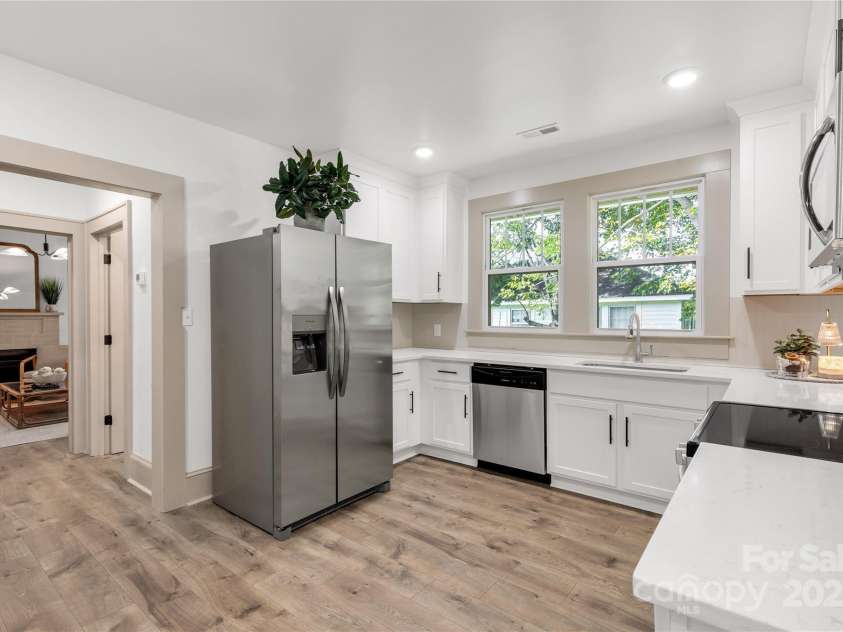 310 Elm Street, Lancaster, SC 29720.  MLS# CAR4296424, YatesRealty ID 34719. 