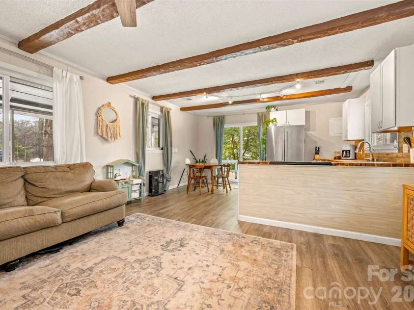 1685 Lynn Road, Columbus, NC 28722.  MLS# CAR4341868, YatesRealty ID 3472. 