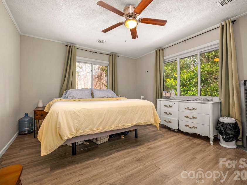 1685 Lynn Road, Columbus, NC 28722.  MLS# CAR4341868, YatesRealty ID 3472. Spacious bedroom with large windows