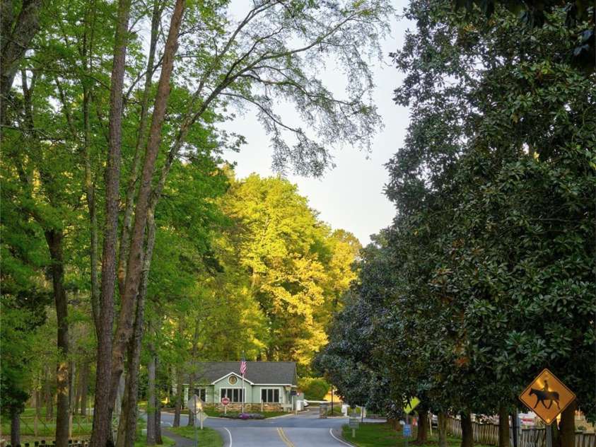 36 Old Post Road, Lake Wylie, SC 29710.  MLS# CAR4307566, YatesRealty ID 3472. Front Entrance 