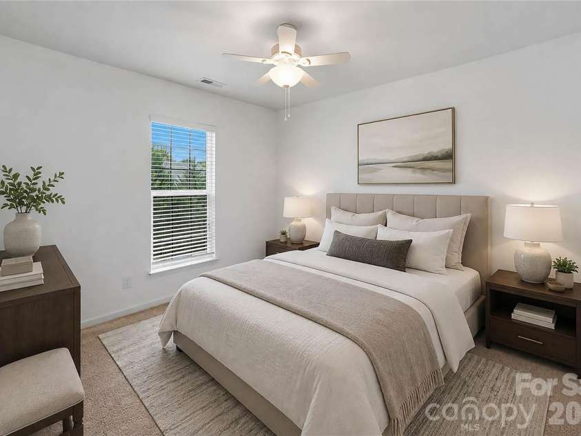 2433 Diplomat Lane, Charlotte, NC 28210.  MLS# CAR4399381, YatesRealty ID 34720. Spacious 3rd Bedroom provides comfortable overflow space for family or friends. * Virtually Staged HR