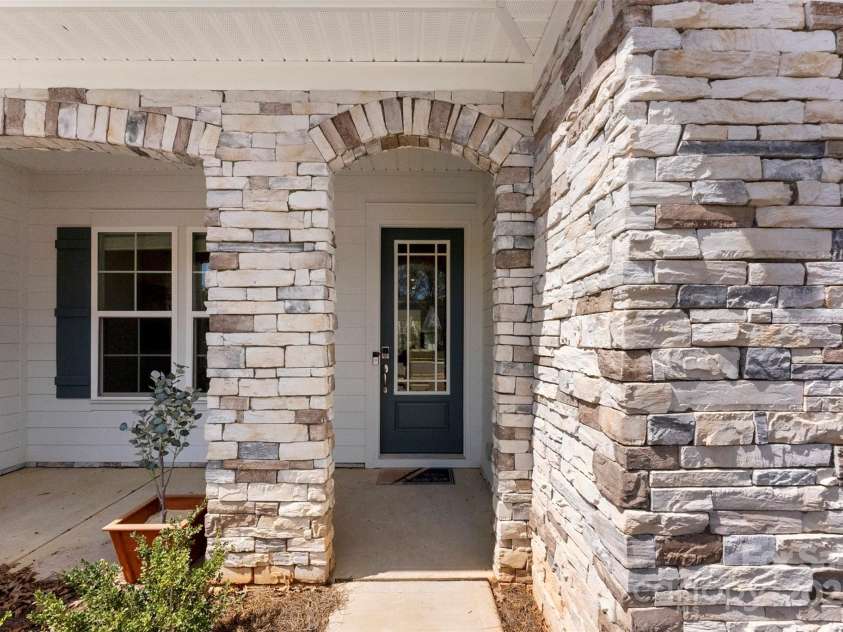 7500 Happy Hollow Drive, Mint Hill, NC 28227.  MLS# CAR4240872, YatesRealty ID 34720. 